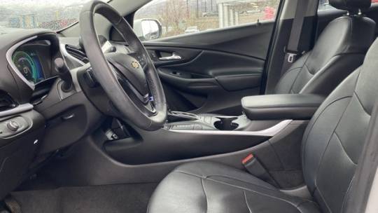 2017 Chevrolet VOLT 1G1RC6S5XHU205641