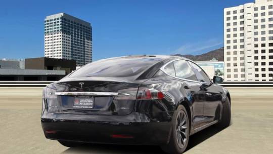 2018 Tesla Model S 5YJSA1E2XJF257241