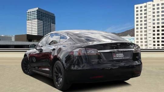 2018 Tesla Model S 5YJSA1E2XJF257241