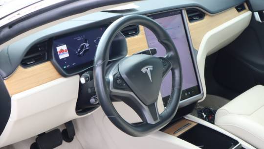 2018 Tesla Model S 5YJSA1E2XJF257241