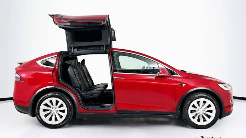 2019 Tesla Model X 5YJXCAE20KF203965