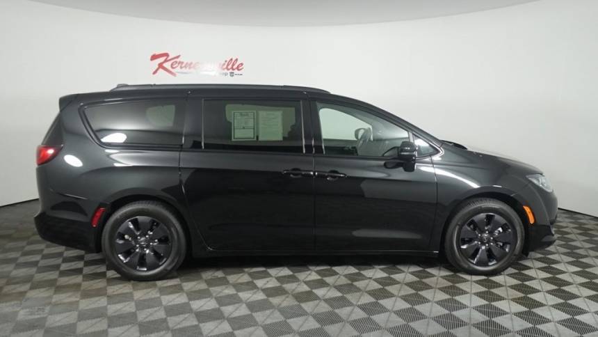 2020 Chrysler Pacifica Hybrid 2C4RC1N7XLR257977