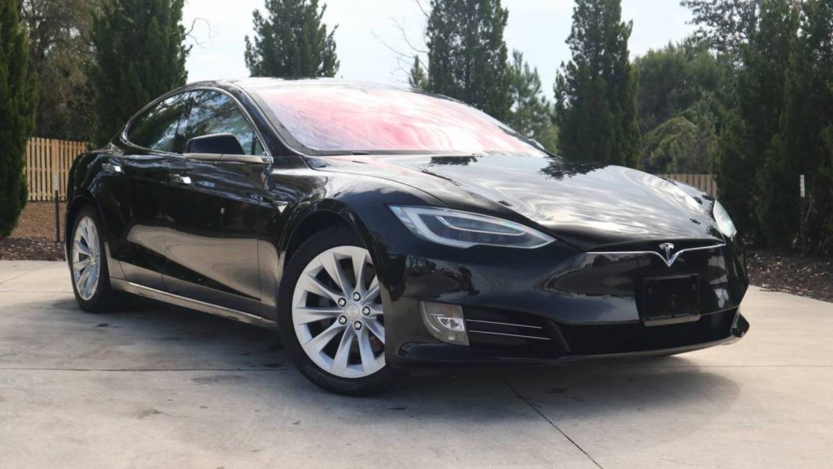 2018 Tesla Model S 5YJSA1E2XJF260298