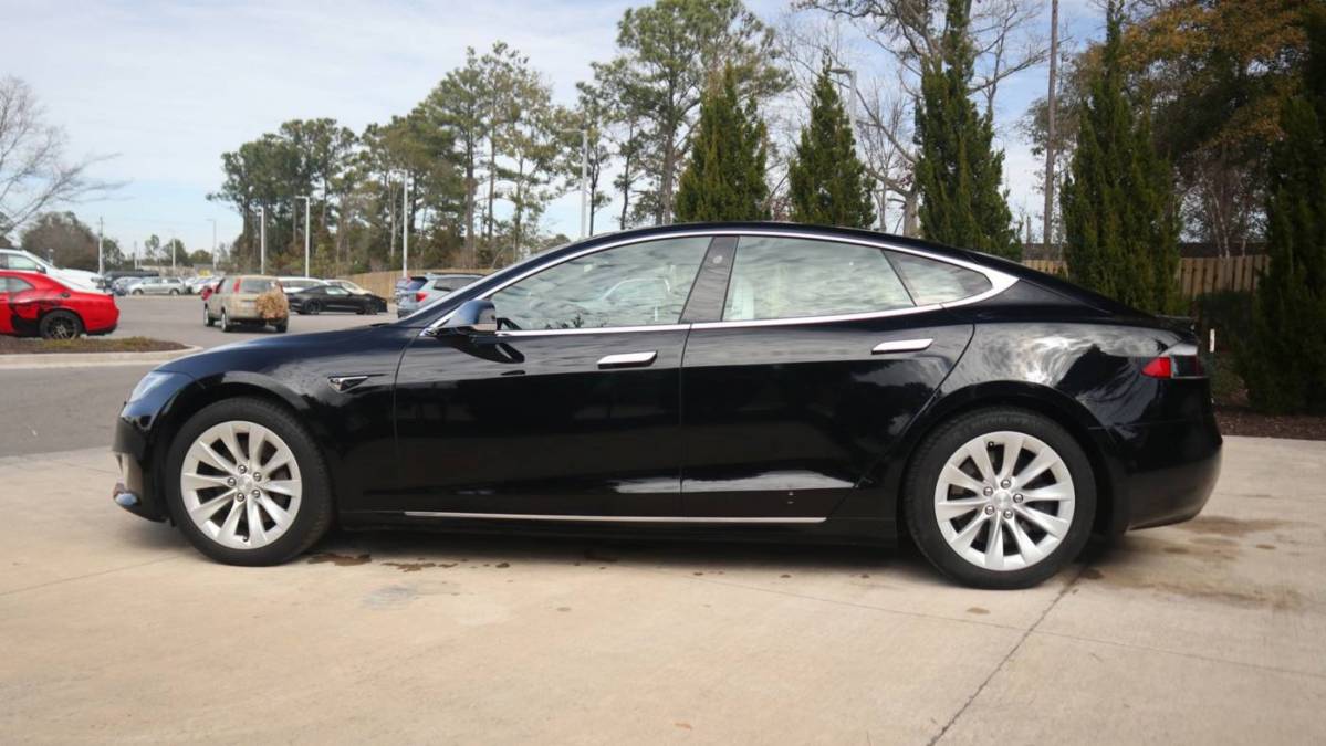 2018 Tesla Model S 5YJSA1E2XJF260298