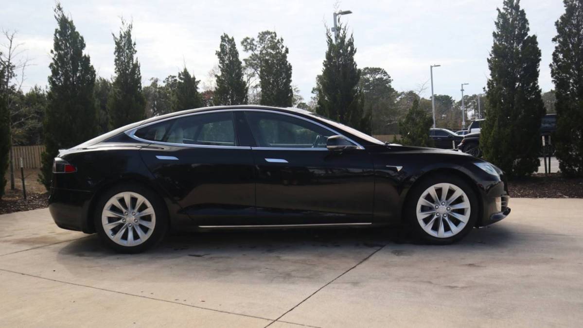 2018 Tesla Model S 5YJSA1E2XJF260298