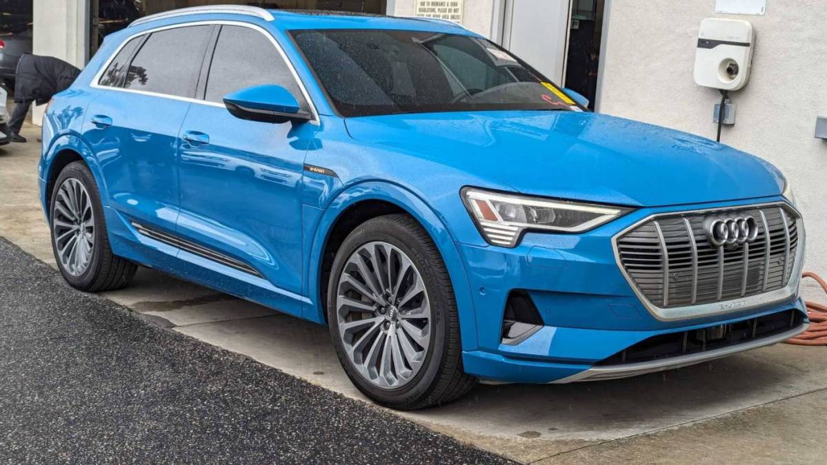 2019 Audi e-tron WA1VAAGE5KB005626