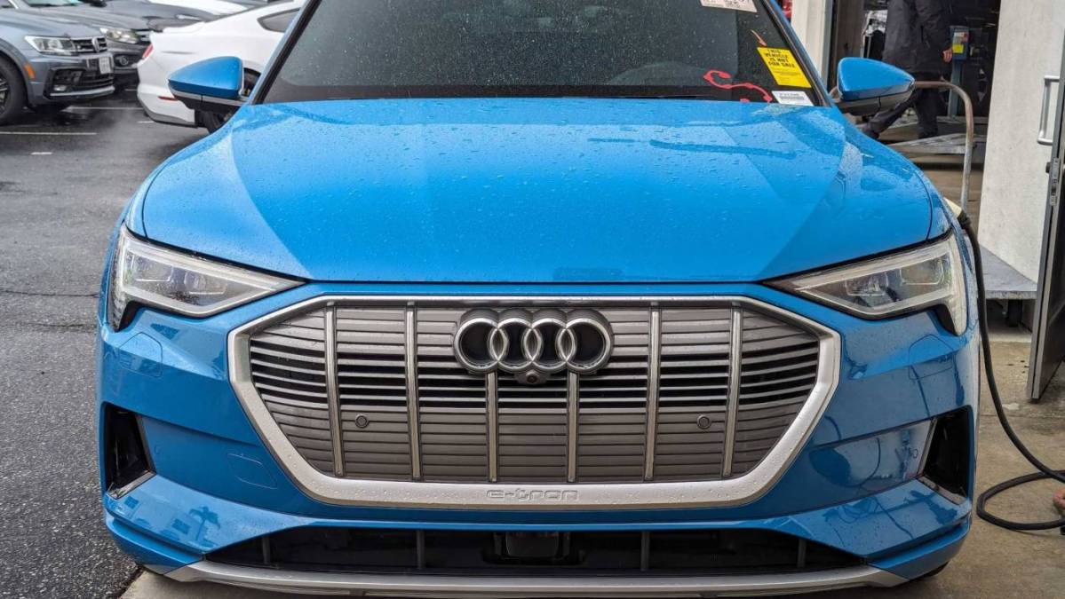 2019 Audi e-tron WA1VAAGE5KB005626