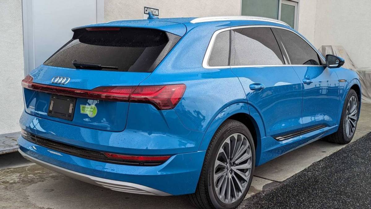 2019 Audi e-tron WA1VAAGE5KB005626