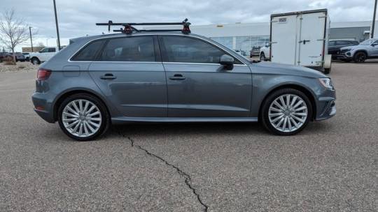 2016 Audi A3 Sportback e-tron WAUTPBFF5GA060079