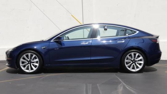 2018 Tesla Model 3 5YJ3E1EB2JF100960