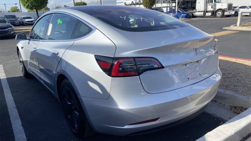 2018 Tesla Model 3 5YJ3E1EA3JF007002