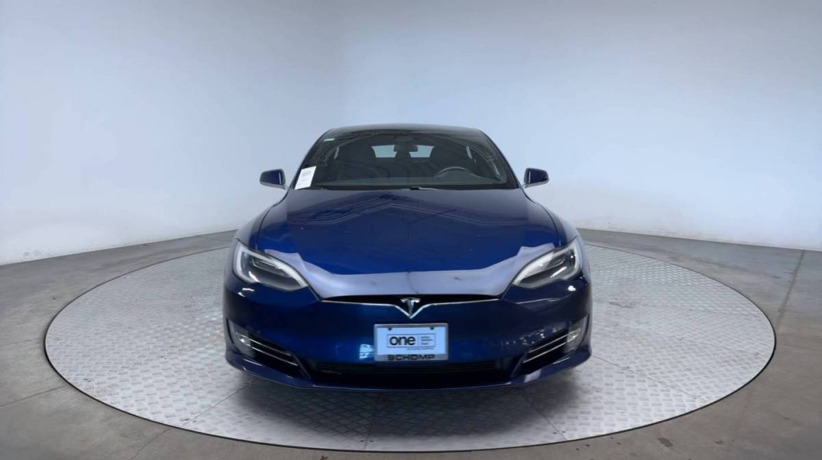 2017 Tesla Model S 5YJSA1E28HF204743