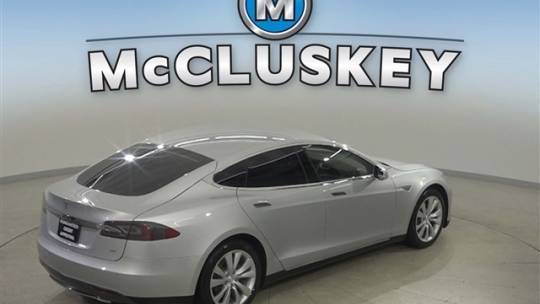 2014 Tesla Model S 5YJSA1H10EFP44828