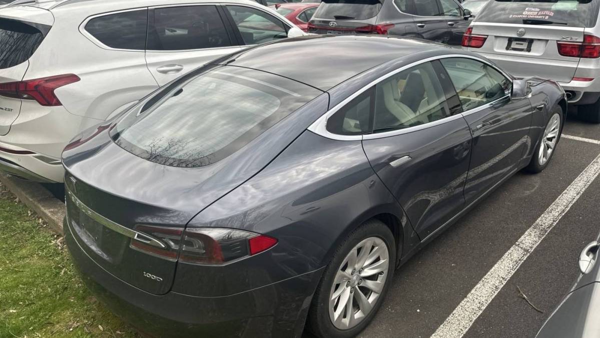 2019 Tesla Model S 5YJSA1E21KF306800