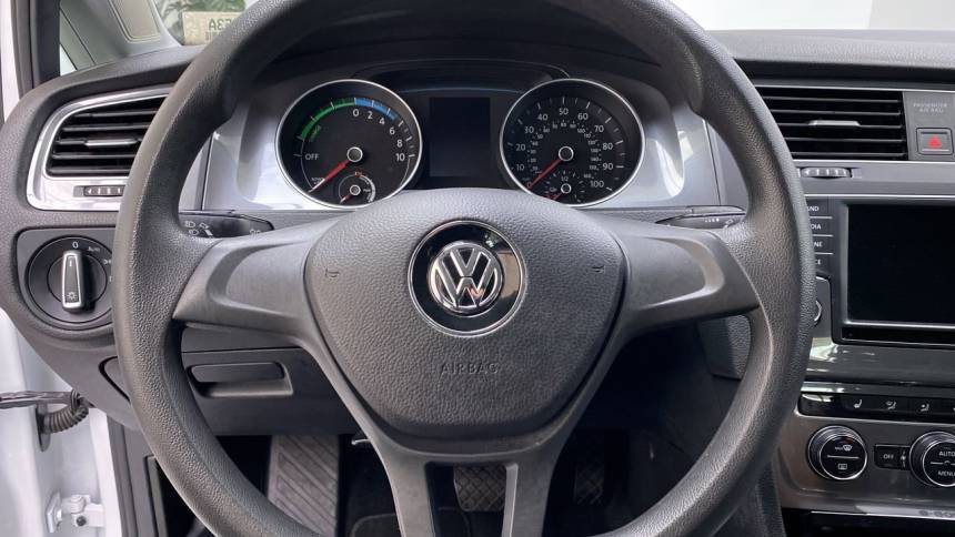 2016 Volkswagen e-Golf WVWKP7AUXGW914553