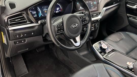 2020 Kia NIRO EV KNDCE3LGXL5060500