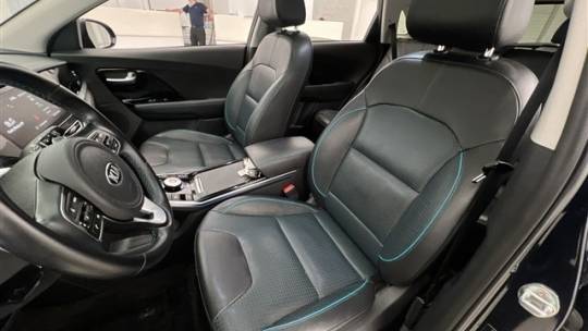 2020 Kia NIRO EV KNDCE3LGXL5060500