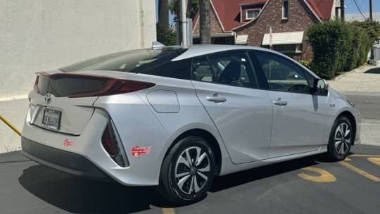 2018 Toyota Prius Prime JTDKARFP9J3083541