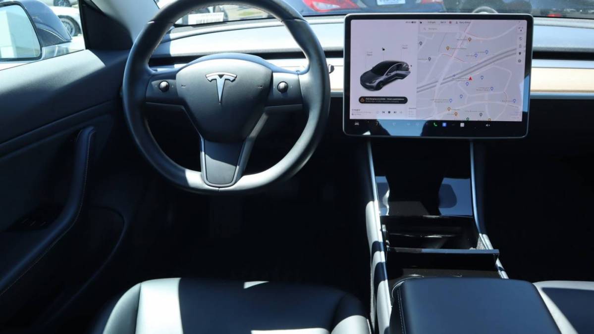 2018 Tesla Model 3 5YJ3E1EAXJF039980