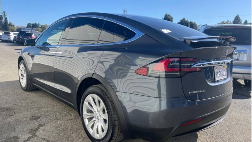 2017 Tesla Model X 5YJXCDE26HF079436