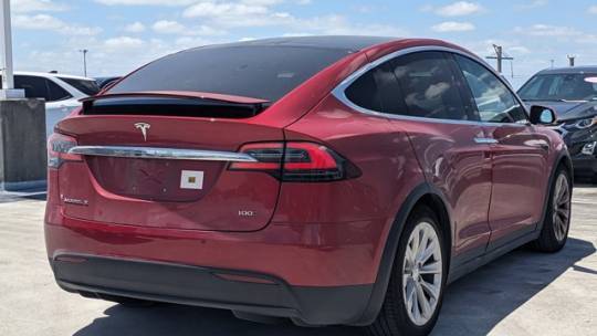 2019 Tesla Model X 5YJXCAE2XKF151230