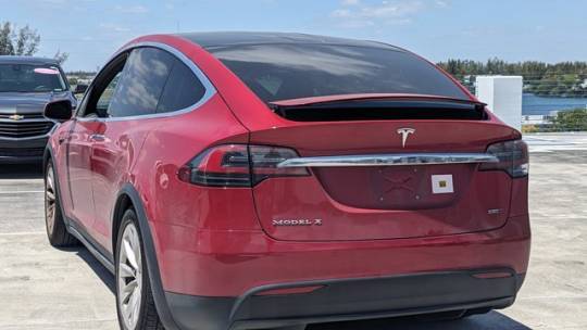 2019 Tesla Model X 5YJXCAE2XKF151230