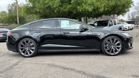 2016 Tesla Model S 5YJSA1E14GF133580