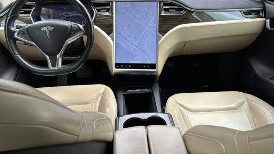 2016 Tesla Model S 5YJSA1E14GF133580