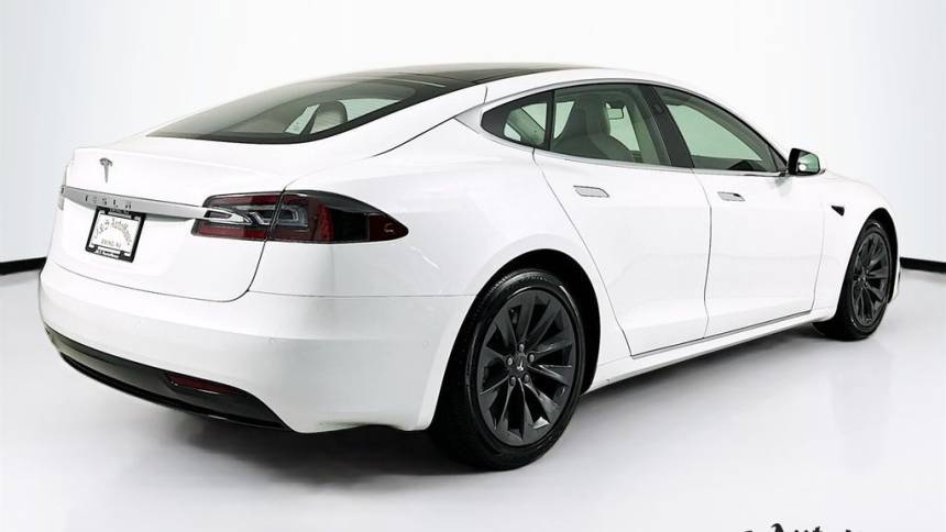 2017 Tesla Model S 5YJSA1E23HF224592