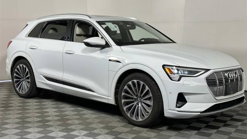 2019 Audi e-tron WA1VAAGE9KB022834