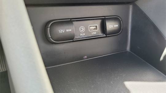 2019 Kia Niro KNDCM3LD8K5274909