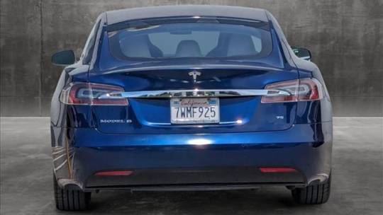 2016 Tesla Model S 5YJSA1E16GF172817