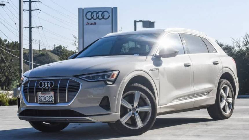 2019 Audi e-tron WA1LAAGE8KB022430