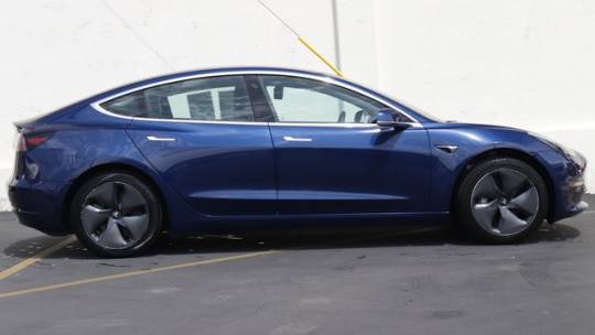 2019 Tesla Model 3 5YJ3E1EAXKF396903