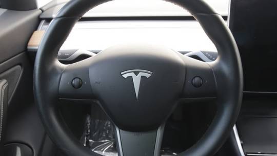 2019 Tesla Model 3 5YJ3E1EAXKF396903