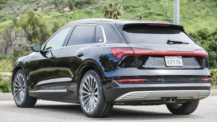 2019 Audi e-tron WA1VAAGE4KB024314