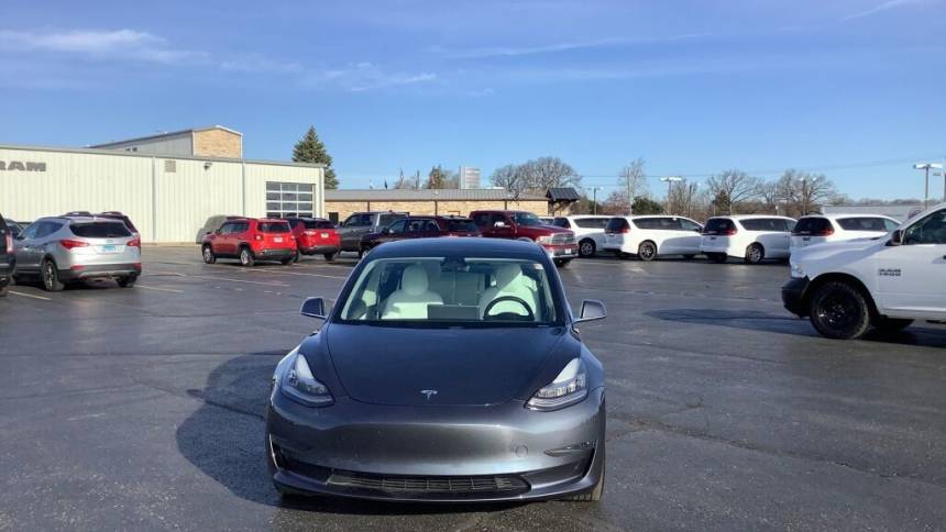 2020 Tesla Model 3 5YJ3E1EA3LF645947