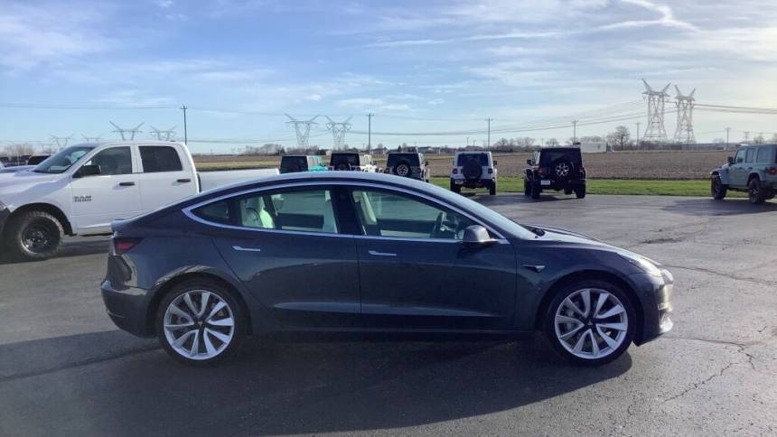 2020 Tesla Model 3 5YJ3E1EA3LF645947