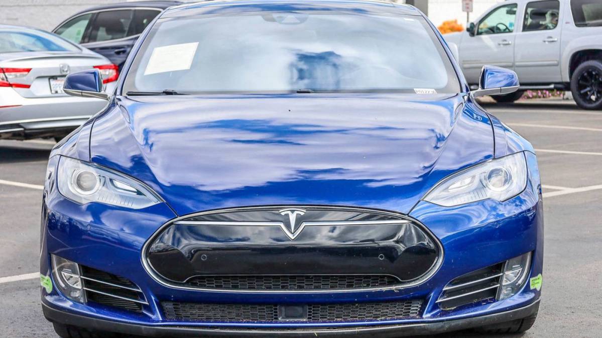 2016 Tesla Model S 5YJSA1E48GF131552