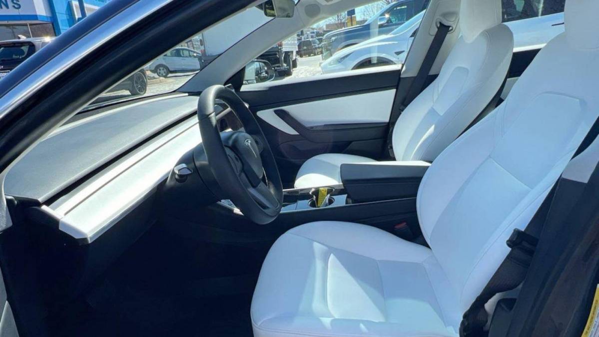 2020 Tesla Model 3 5YJ3E1EB1LF639489