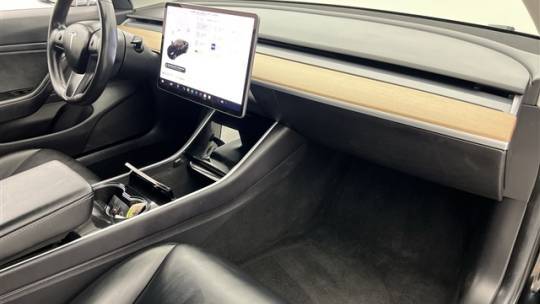 2019 Tesla Model 3 5YJ3E1EA6KF399409