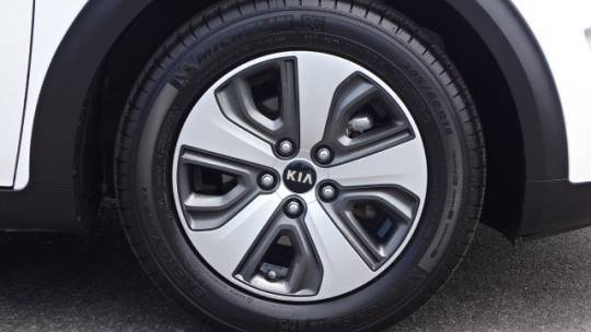 2018 Kia Niro KNDCC3LD9J5144008