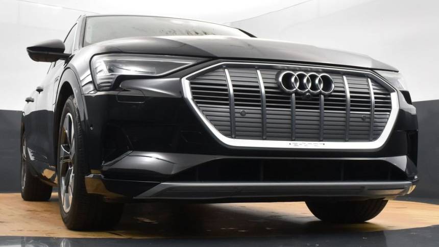 2021 Audi e-tron WA1LAAGEXMB027115