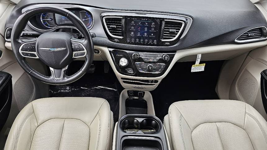 2020 Chrysler Pacifica Hybrid 2C4RC1L71LR243095