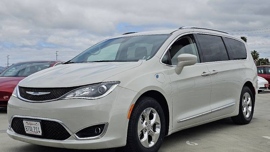 2020 Chrysler Pacifica Hybrid 2C4RC1L71LR243095