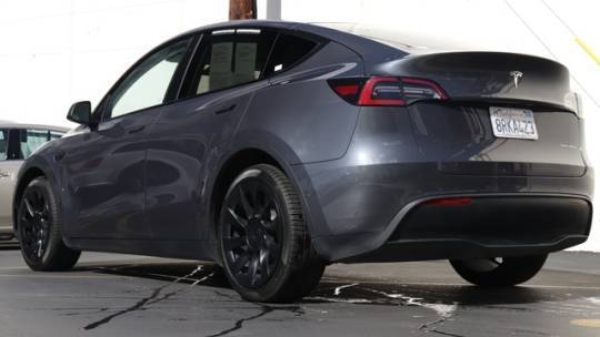 2020 Tesla Model Y 5YJYGDEE4LF018808