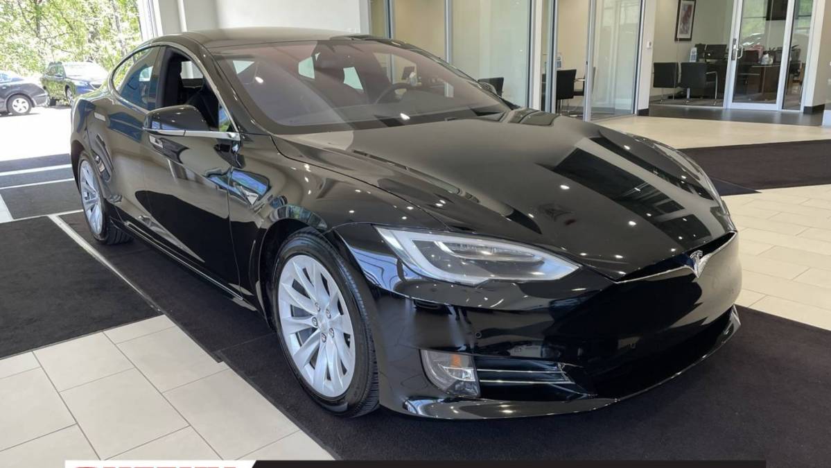 2017 Tesla Model S 5YJSA1E25HF200276