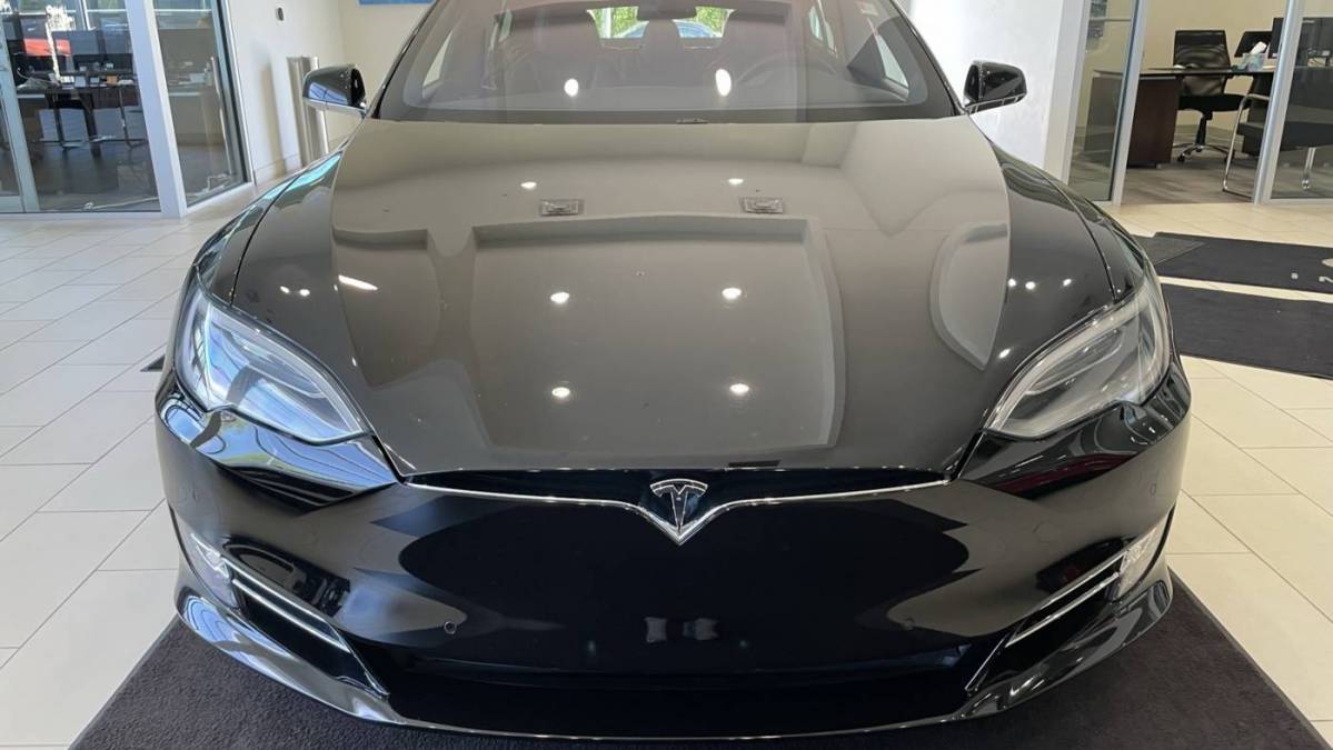 2017 Tesla Model S 5YJSA1E25HF200276