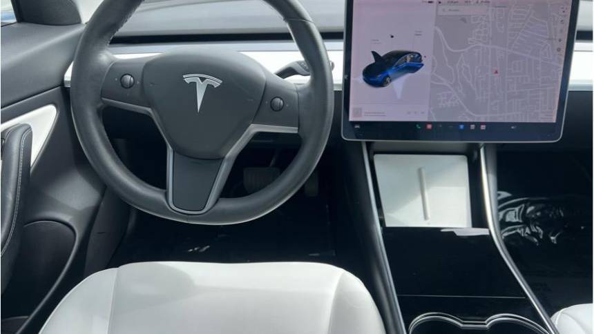 2020 Tesla Model 3 5YJ3E1EAXLF662714