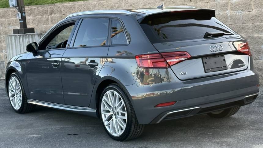 2018 Audi A3 Sportback e-tron WAUUPBFF1JA060592